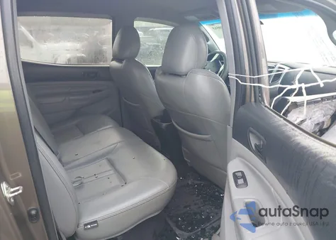 2014 Toyota Tacoma Prerunner V6 z USA, uszkodzony, nr VIN 5TFJU4GN4EX053672